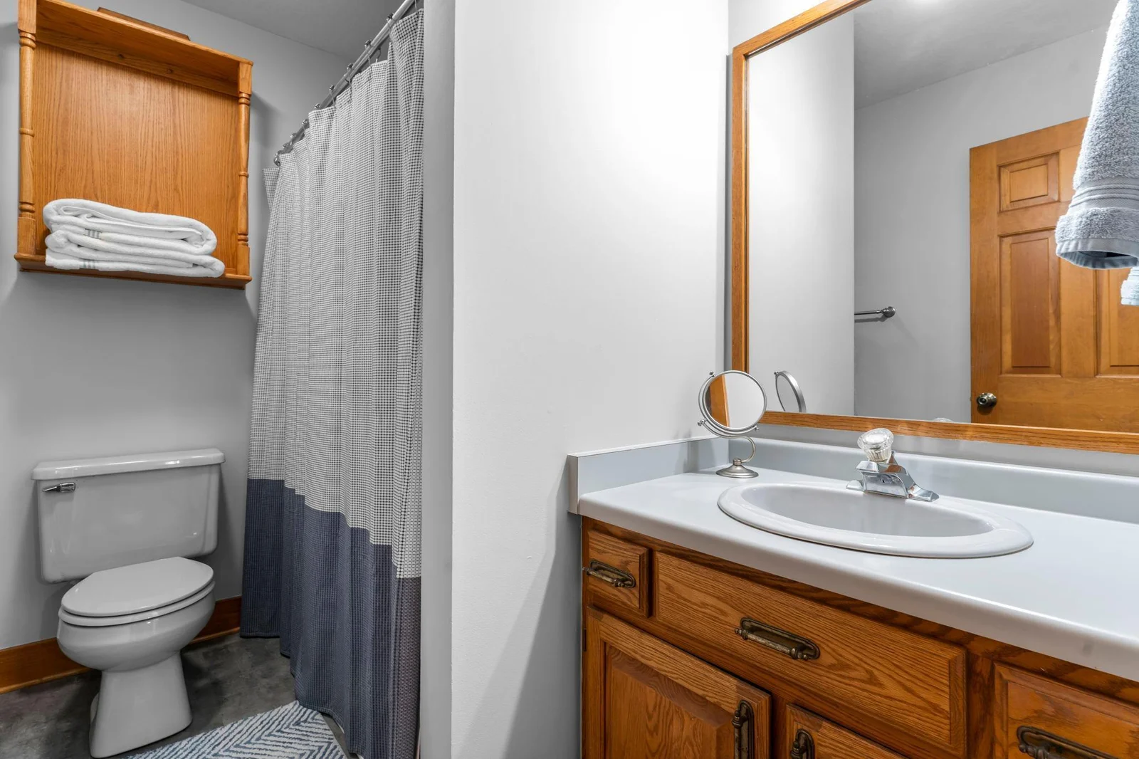 Upstairs bathroom