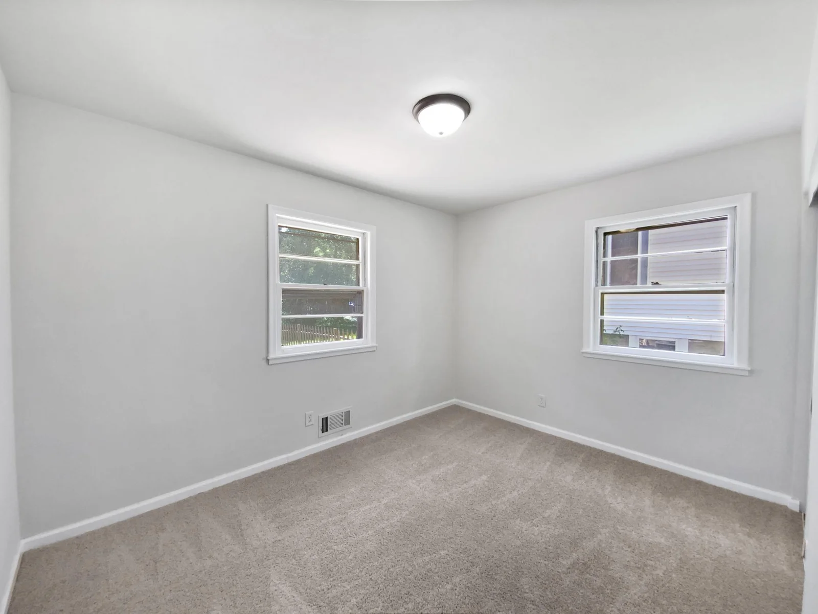 listing_4.jpg