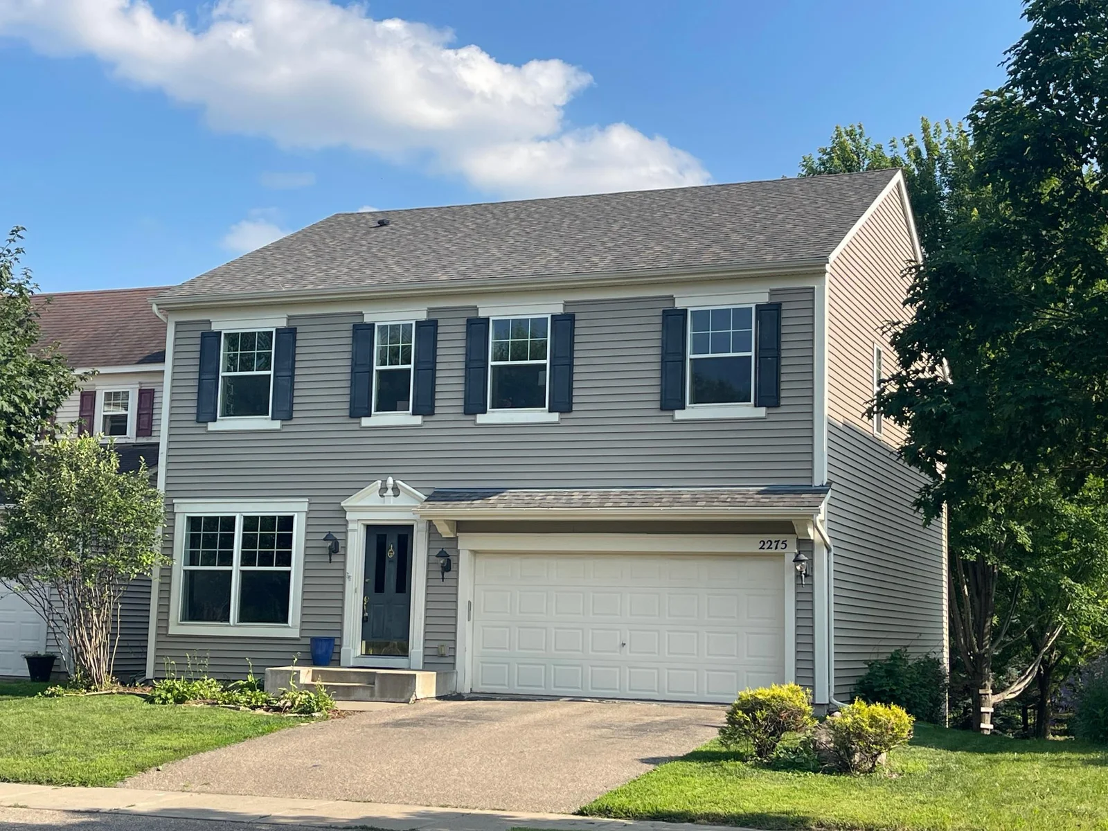 2275 Clover Field Drive, Chaska
