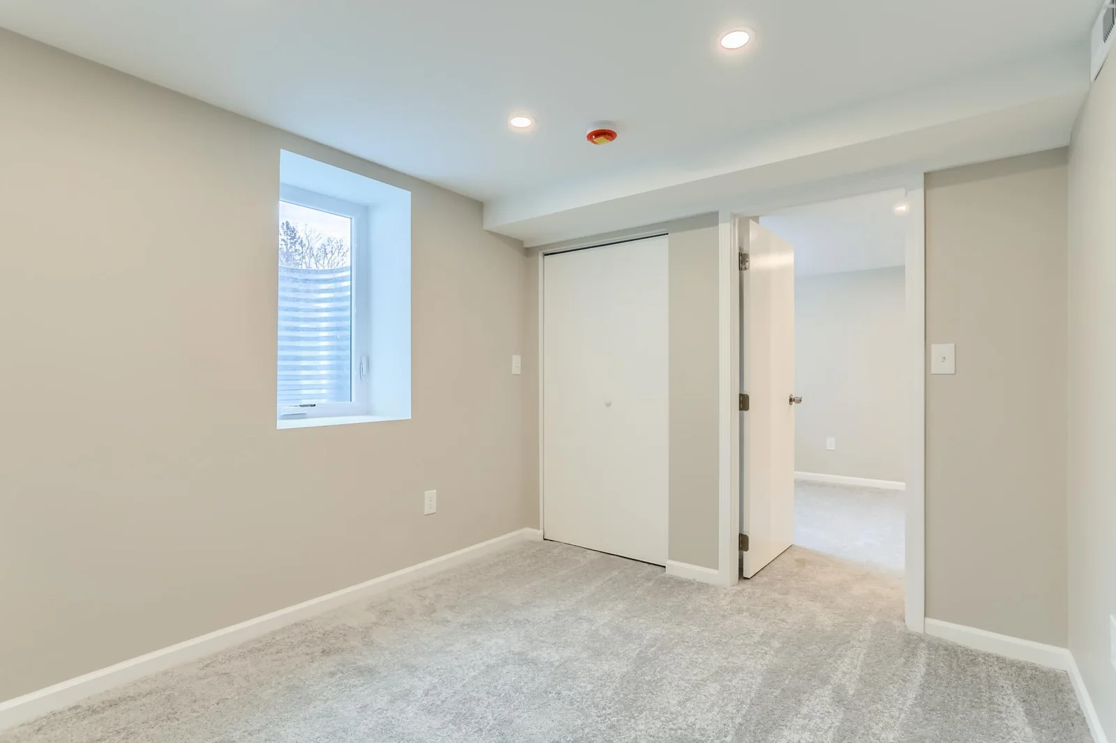2740 County Rd E - Web Quality - 025 - 26 Lower Level Bedroom.jpg