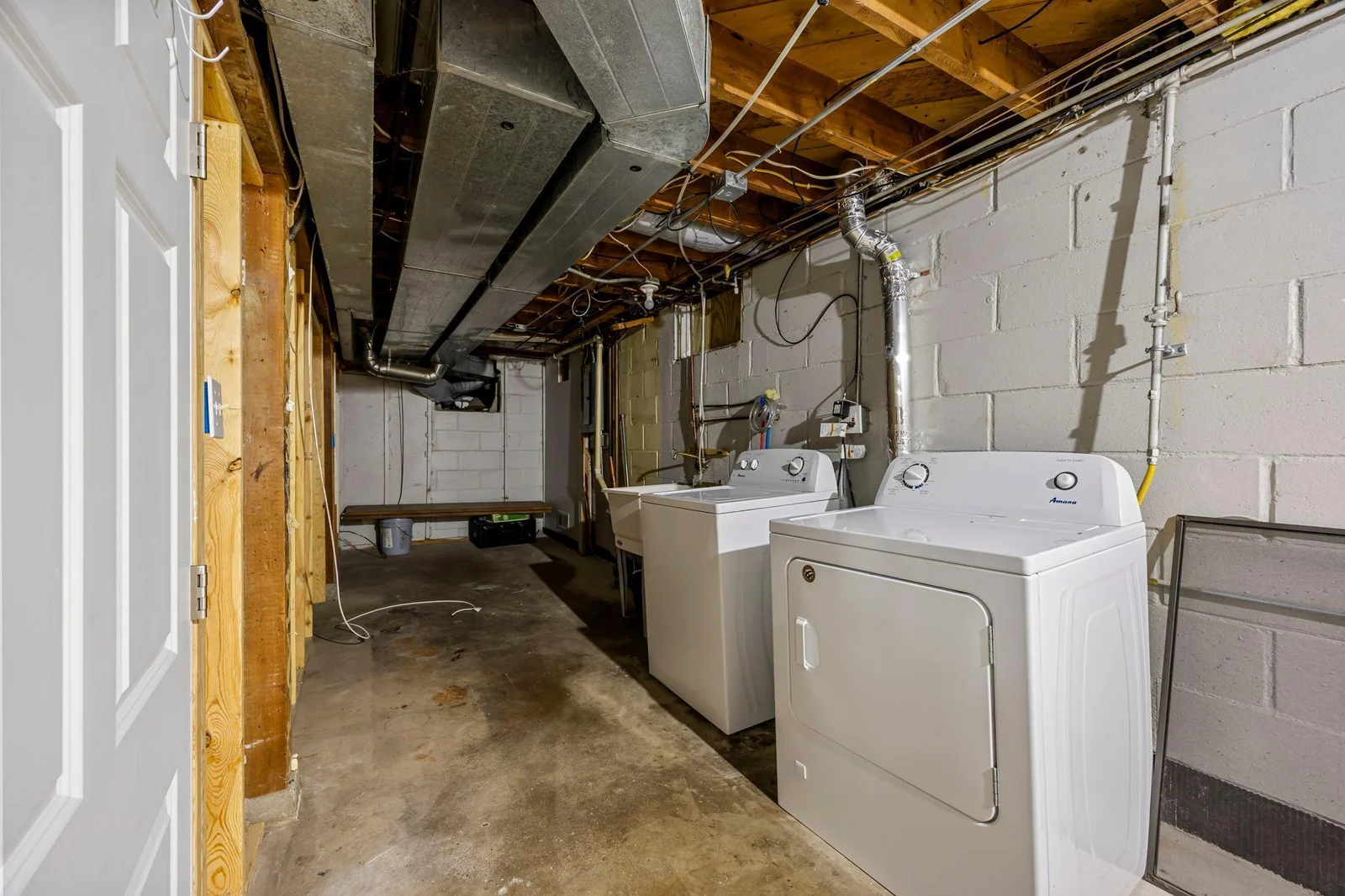 40-web-or-mls-4801 Louisiana Ave N-102.jpg