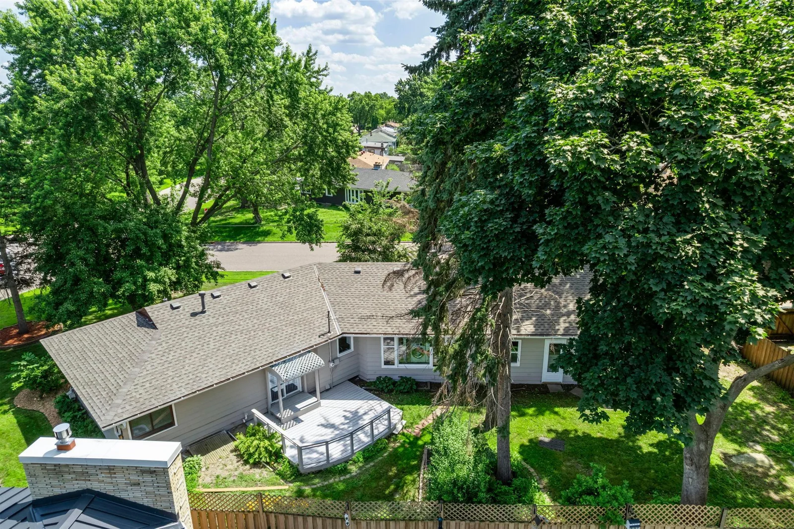 47-web-or-mls-4801 Louisiana Ave N-147.jpg
