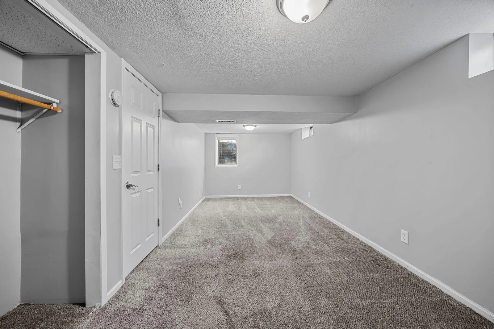 39-web-or-mls-4801 Louisiana Ave N-114.jpg