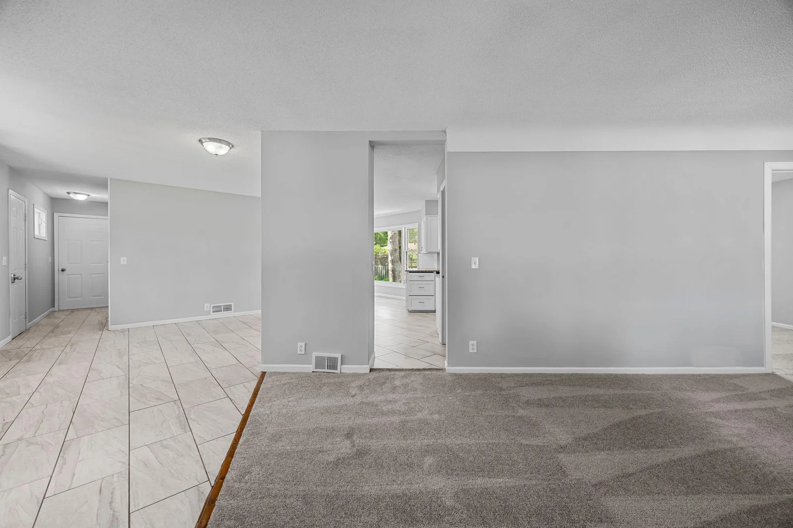 14-web-or-mls-4801 Louisiana Ave N-36.jpg