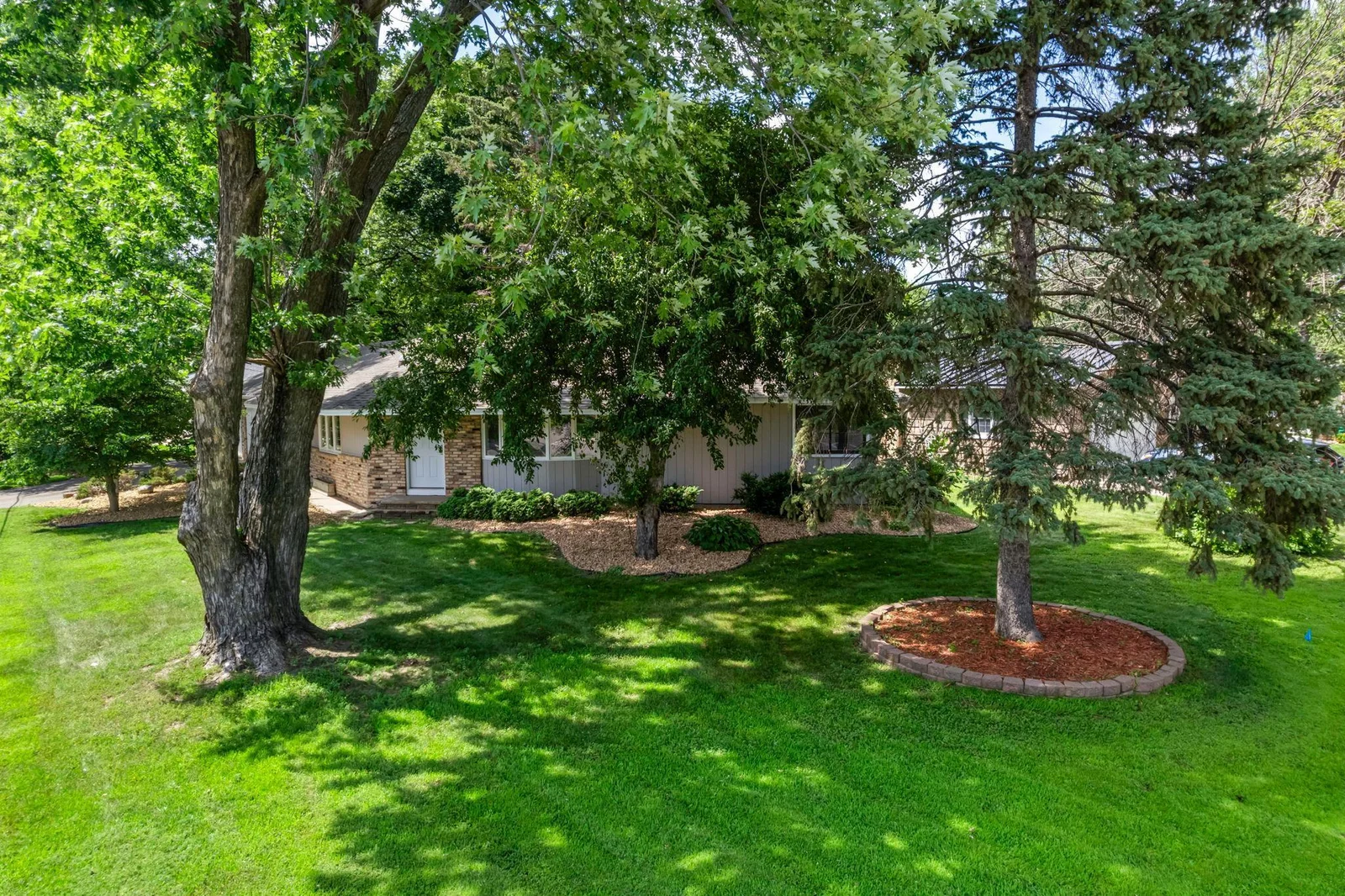 3-web-or-mls-4801 Louisiana Ave N-128.jpg