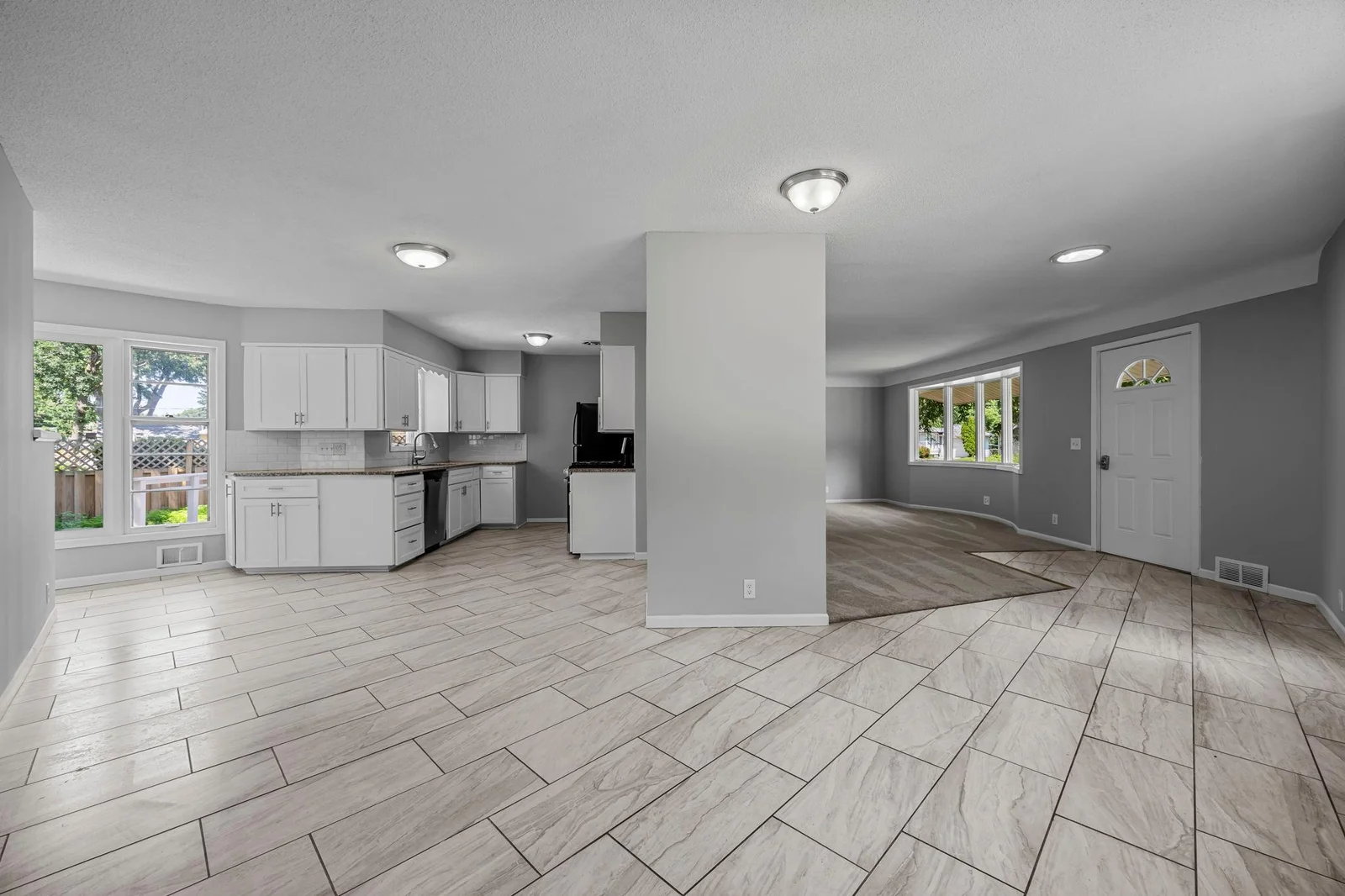 18-web-or-mls-4801 Louisiana Ave N-48.jpg