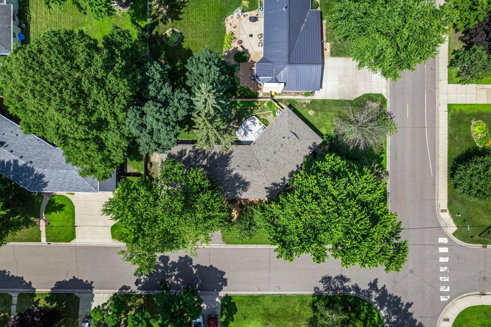 50-web-or-mls-4801 Louisiana Ave N-138.jpg