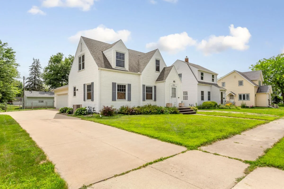 215 Plainview Street, Owatonna