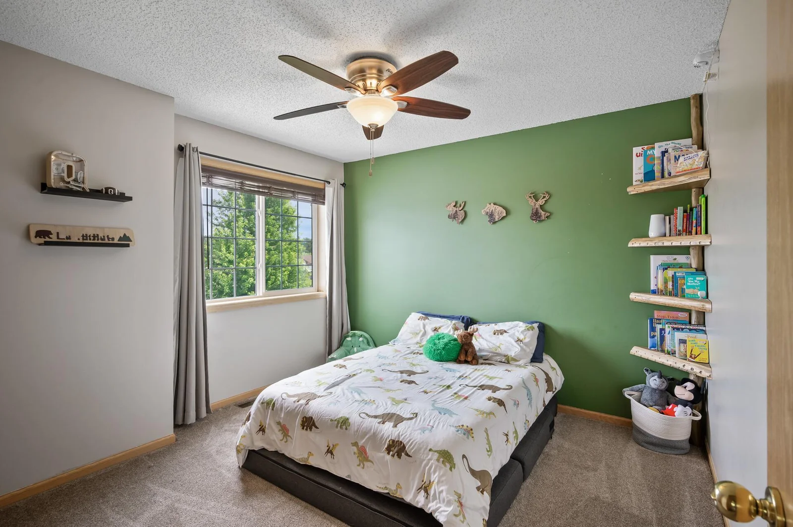 3 bedrooms on one level