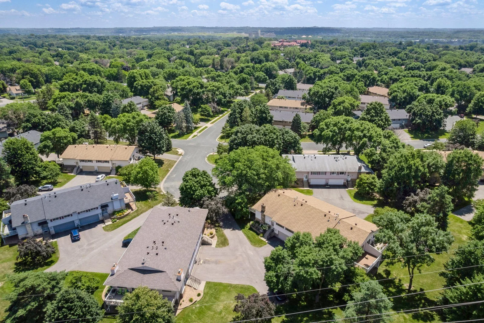 Amazing west Bloomington neighborhood
