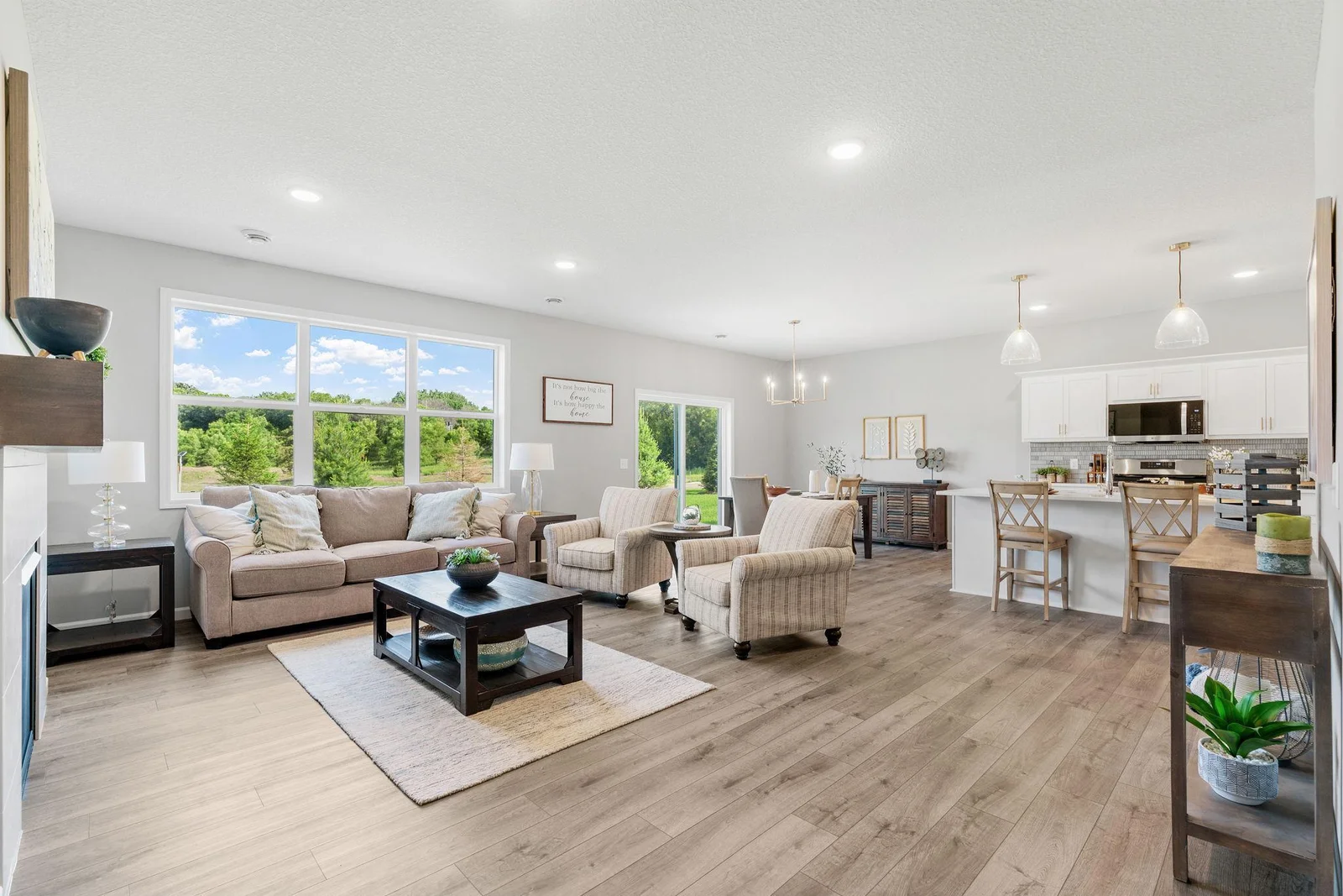 2452 Greenbriar Lane, Buffalo