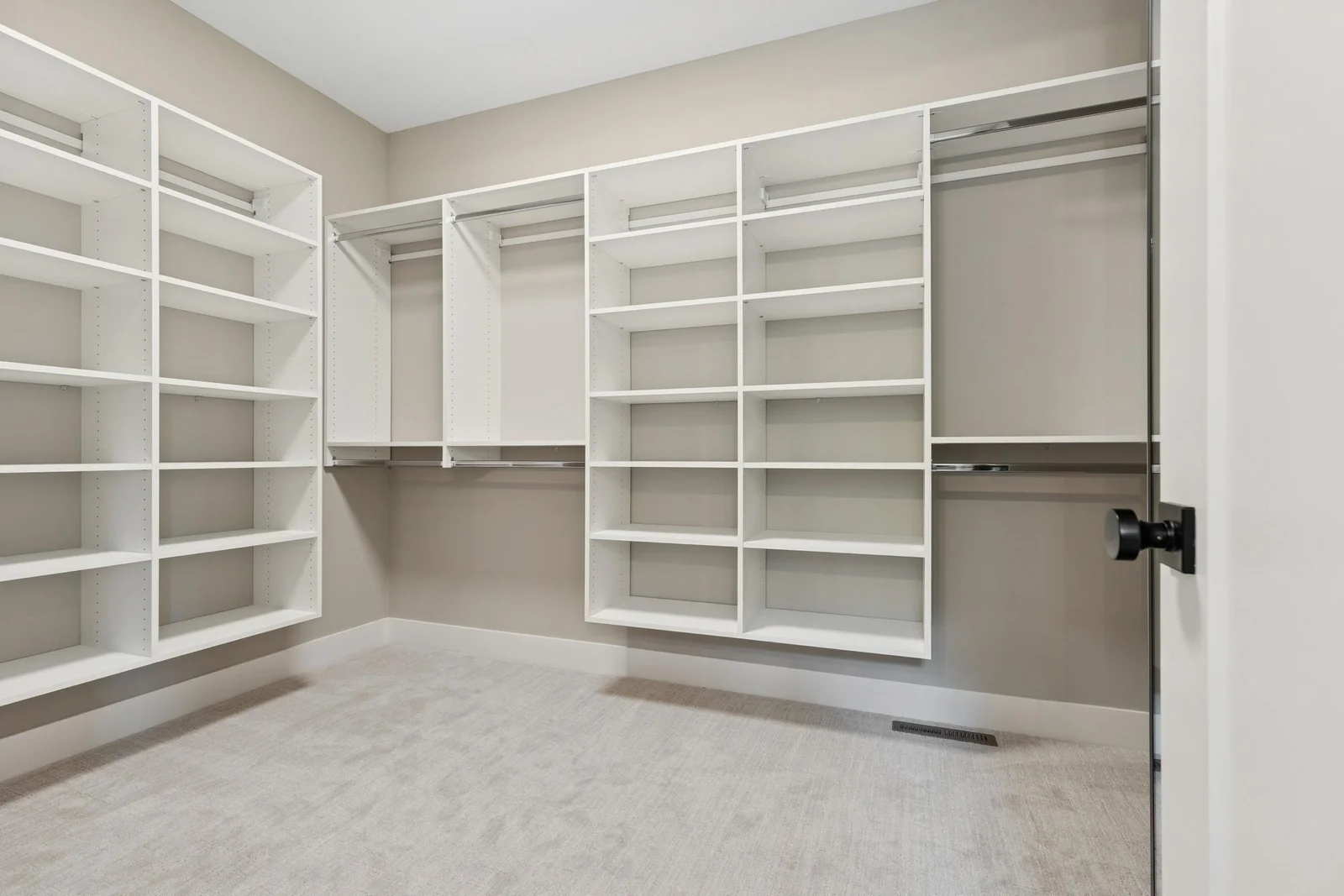 Photos from a previously built home. Options may vary.