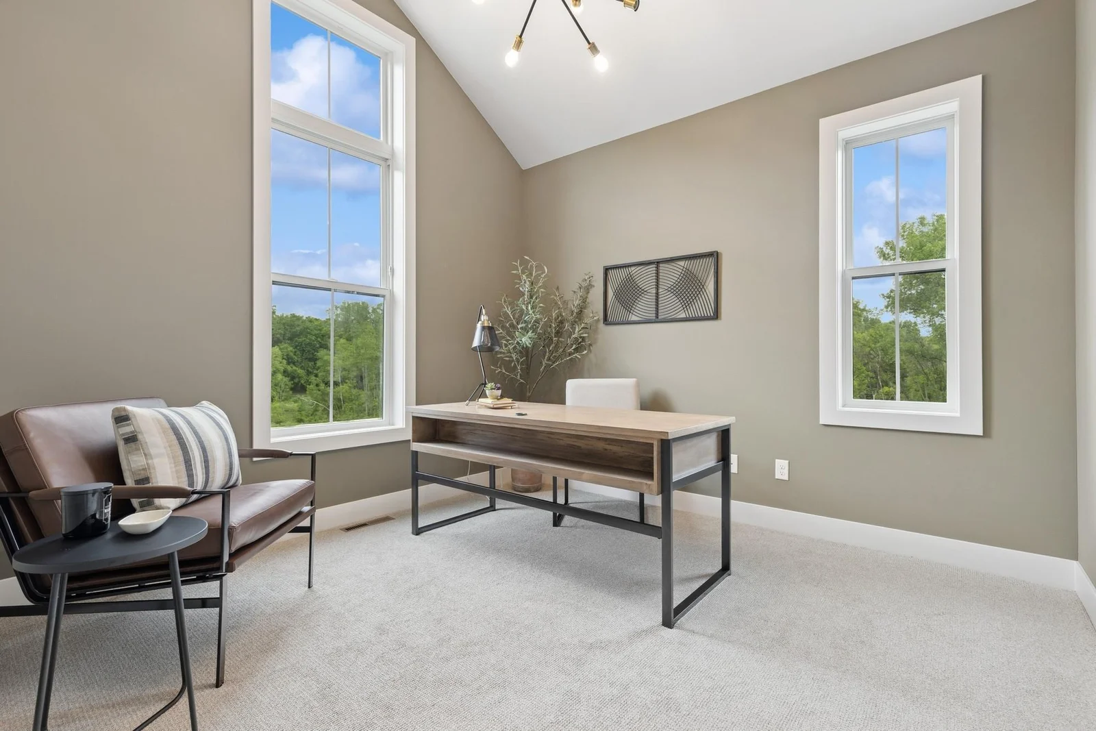 Photos from a previously built home. Options may vary.