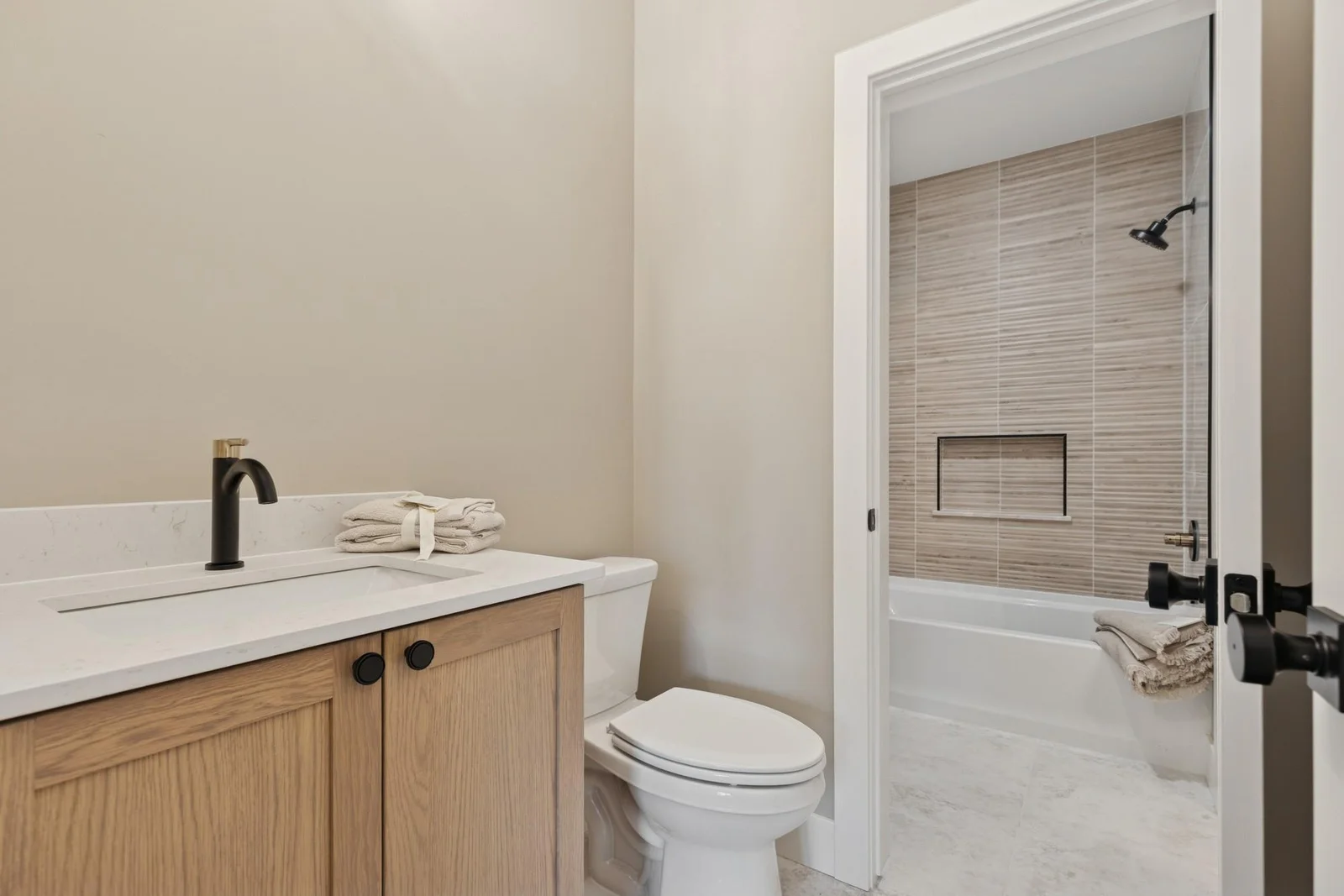 Photos from a previously built home. Options may vary.