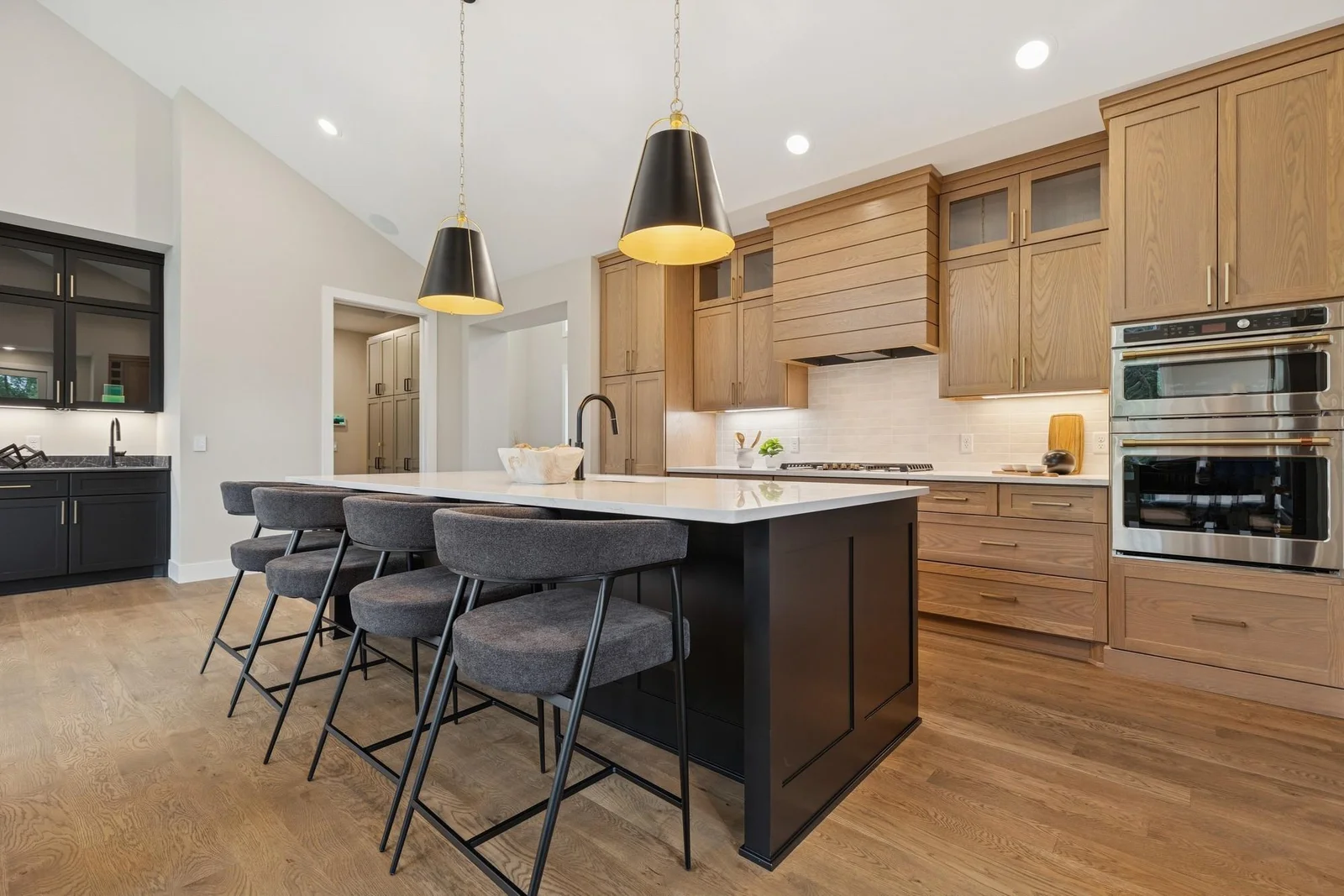Photos from a previously built home. Options may vary.