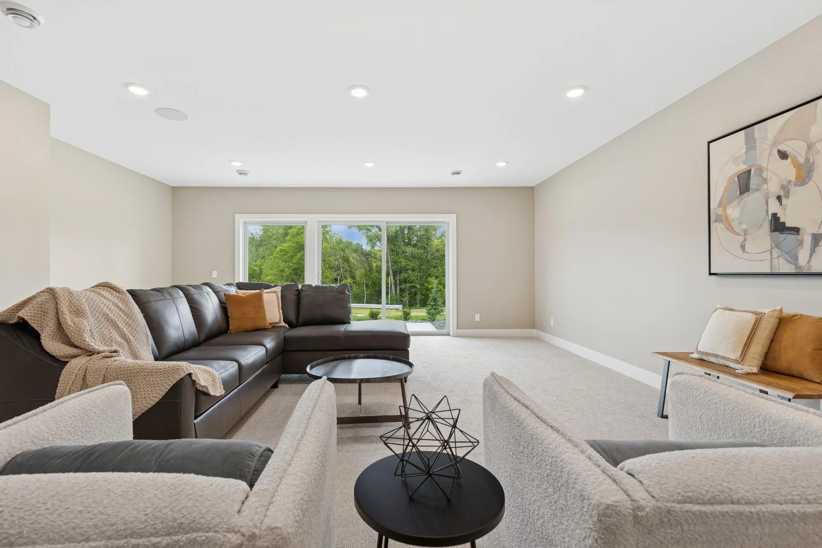 Photos from a previously built home. Options may vary.