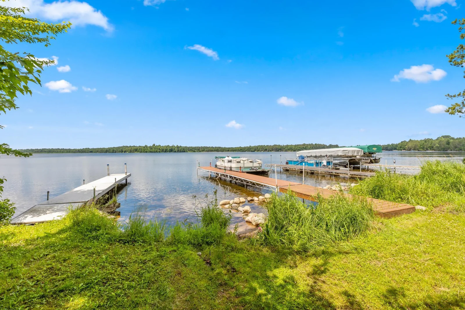 Plenty of Room to Share a Dock
