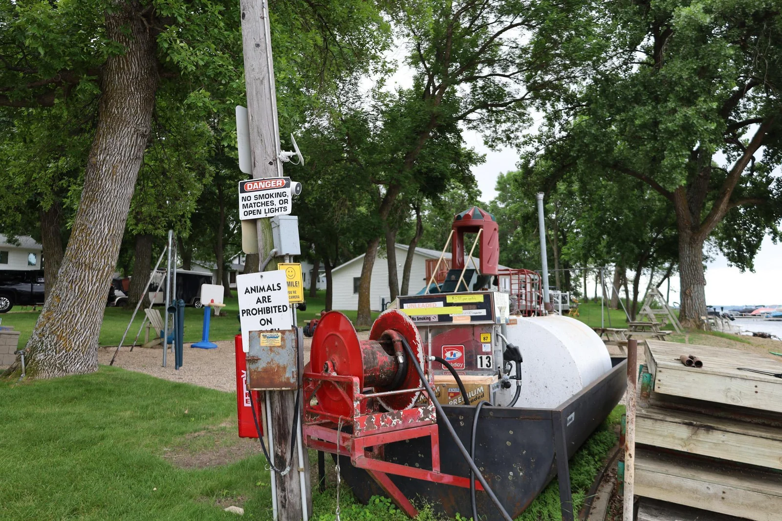 Fueling station