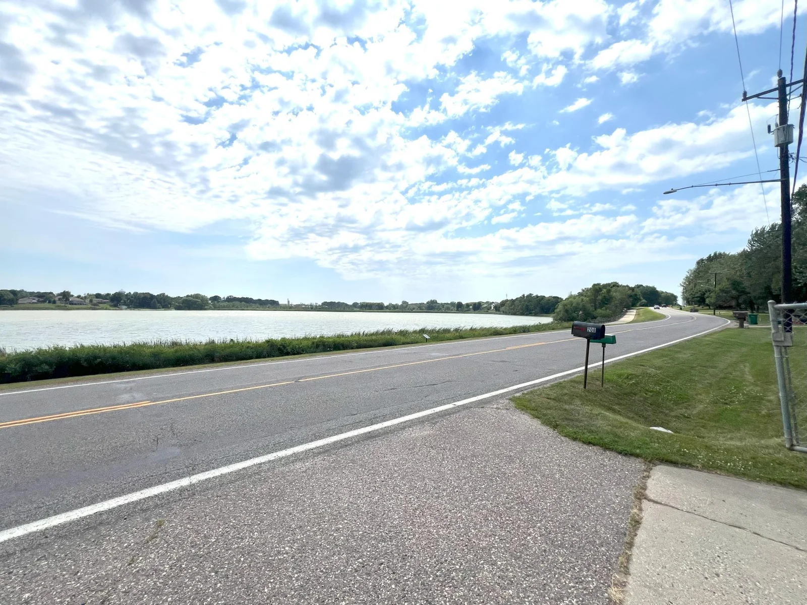 Lake Benton views easy access to Waconia.jpg