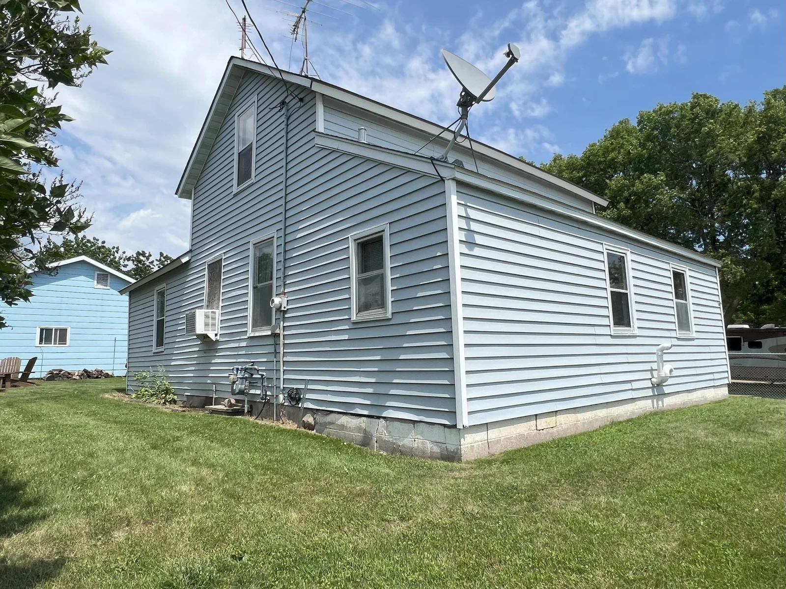 FRONT ELEVATION.jpg