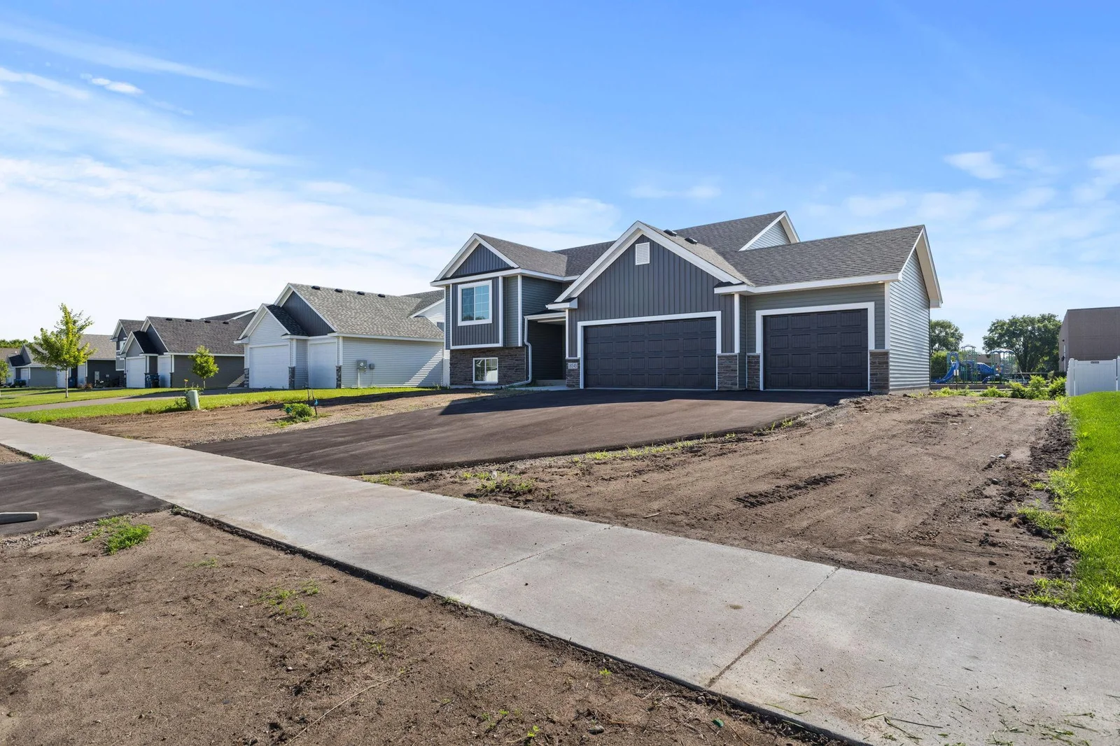 Yard included in price!