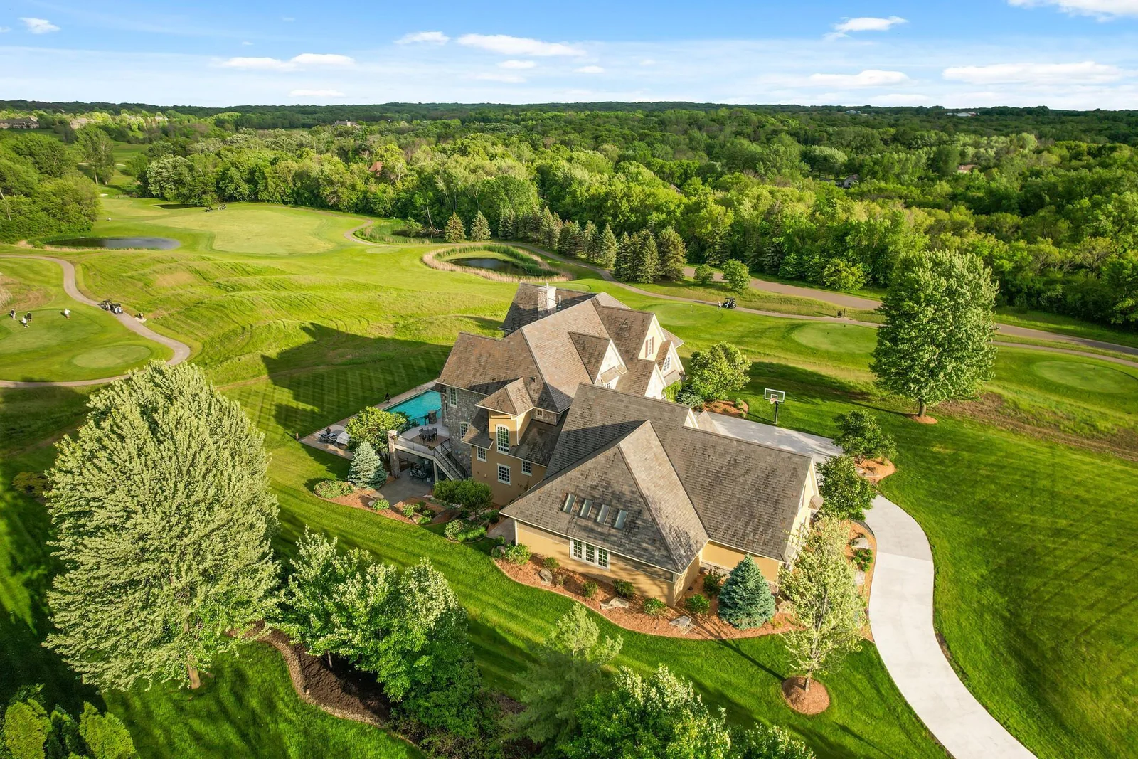 Embrace an exclusive lifestyle with direct access to world-class golfing and stunning course views.