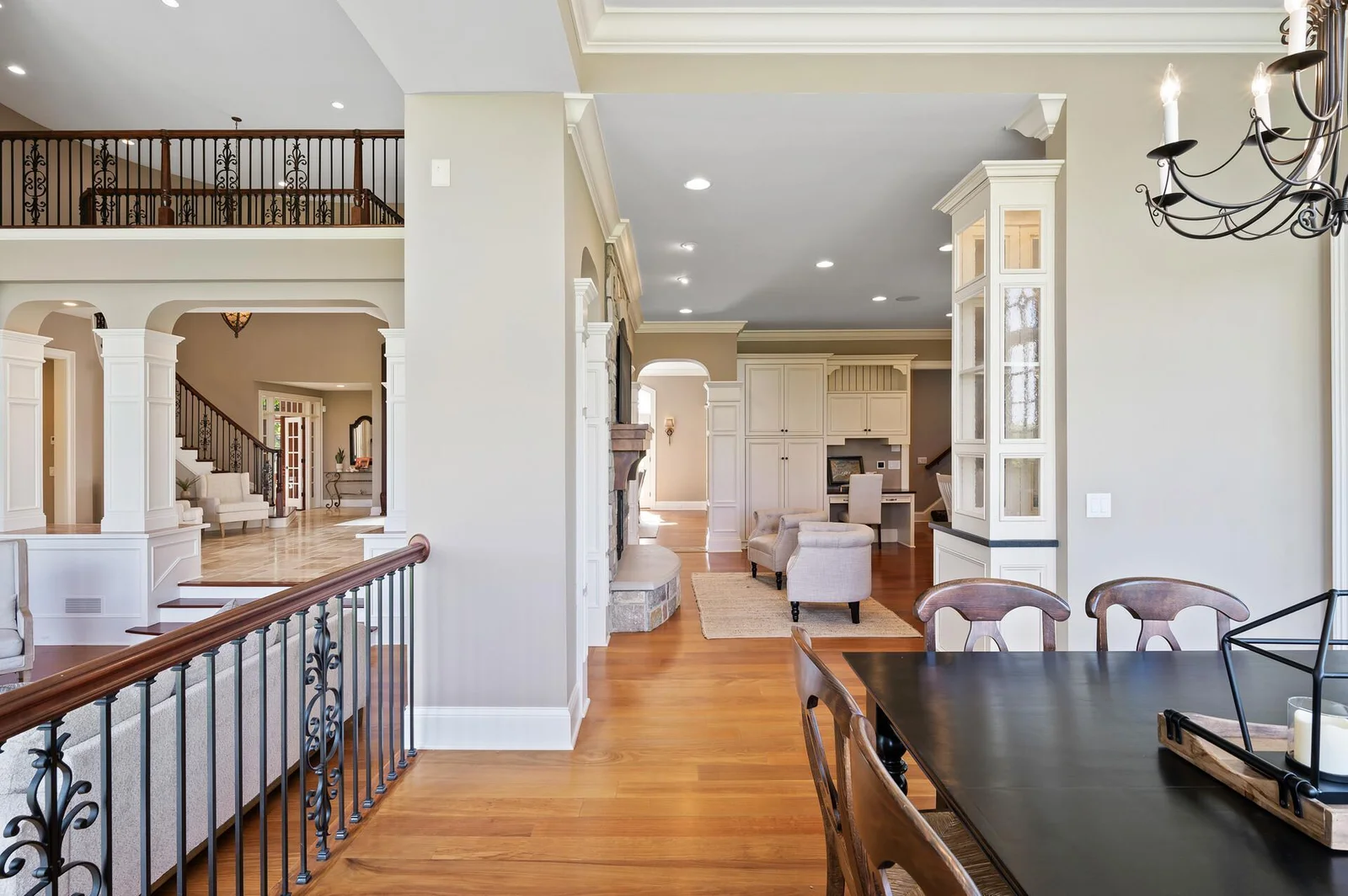 Wonderful connectivity between the various living spaces.