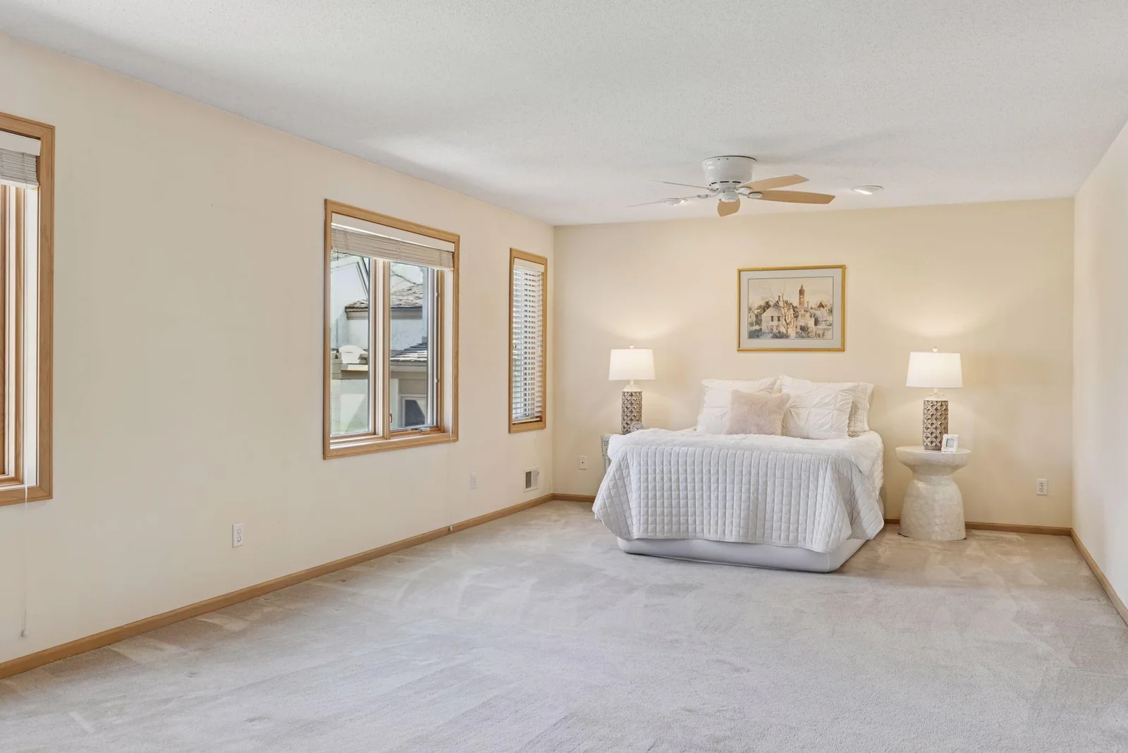 Extra large primary bedroom