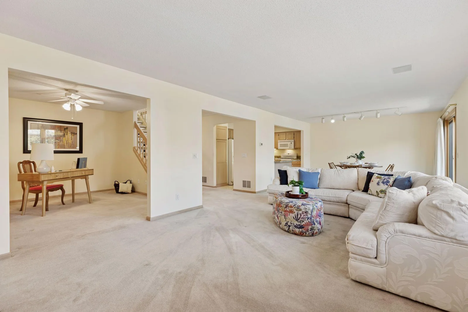 Open concept main living