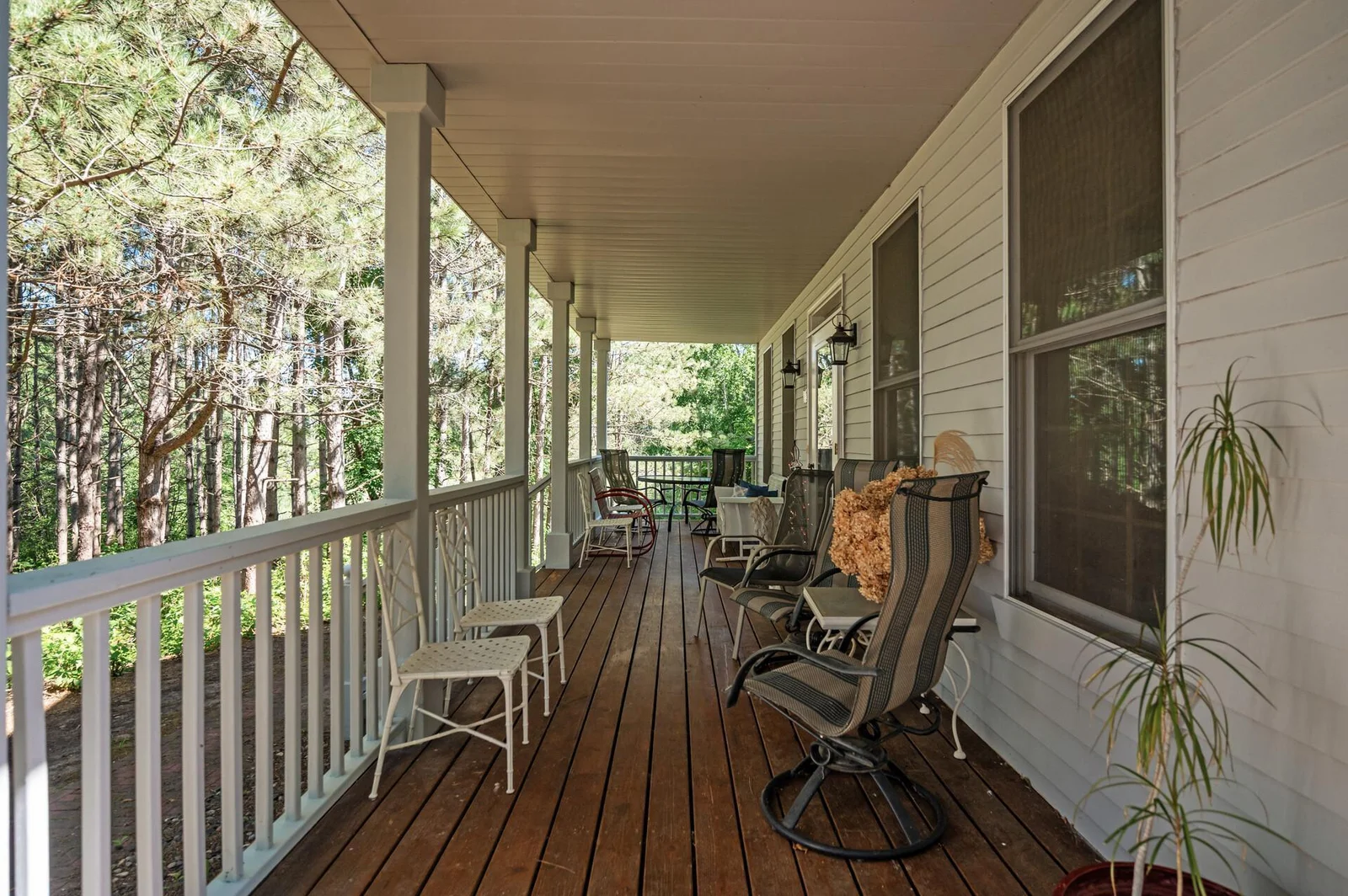 Perfect front porch to relax!