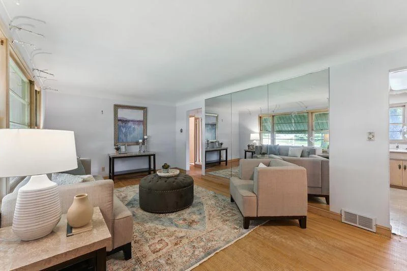 Main level living room