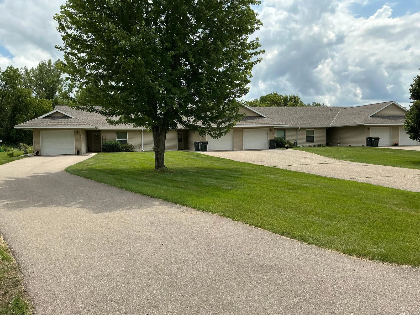 740 6th Avenue, Glenwood