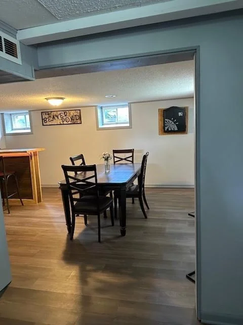Lower Level Dining.jpg