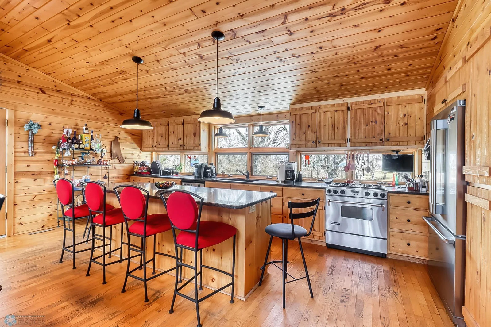Kitchen1_3.jpg