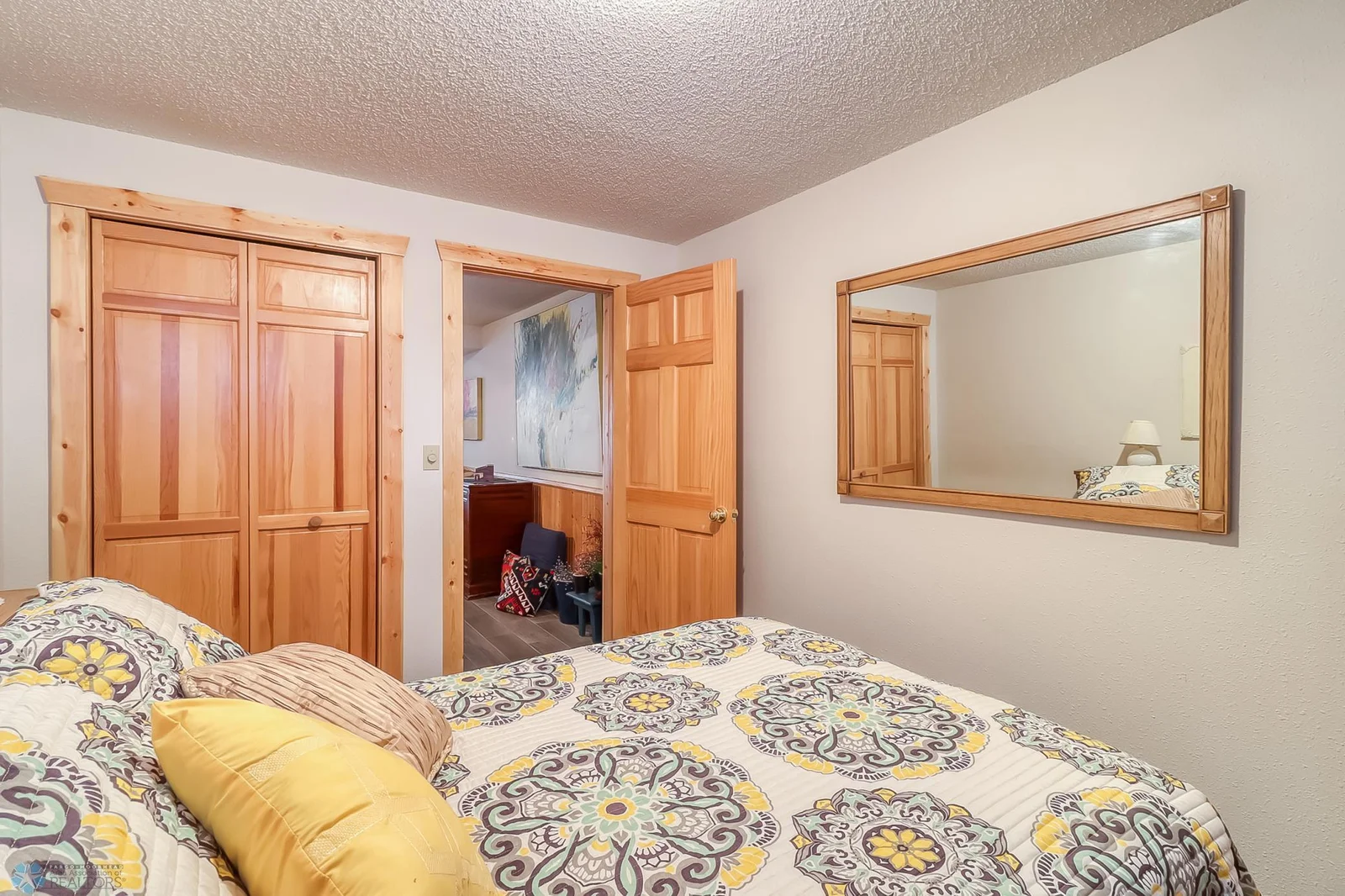 Basement Bedroom1_2.jpg