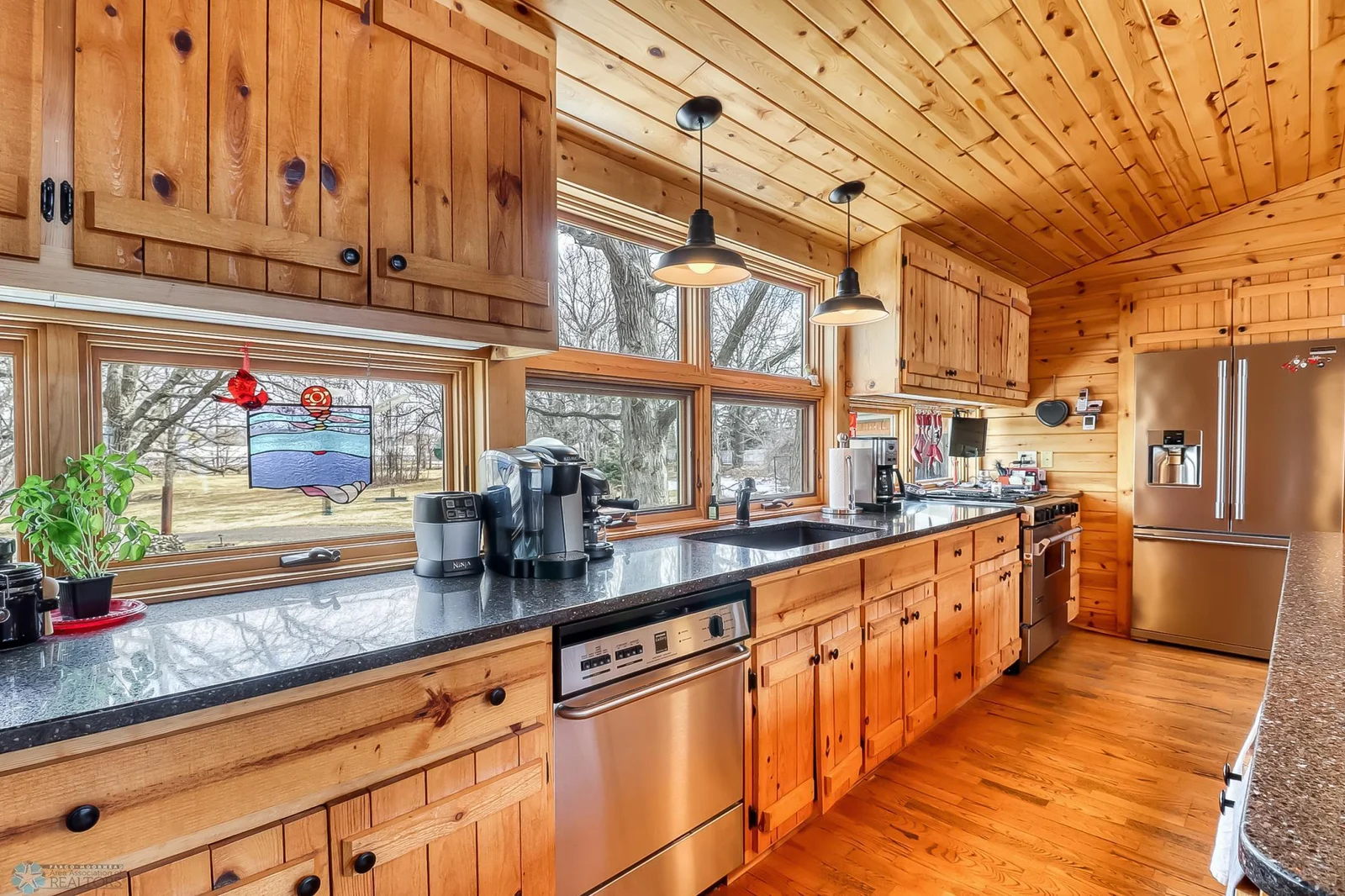 Kitchen1_5.jpg