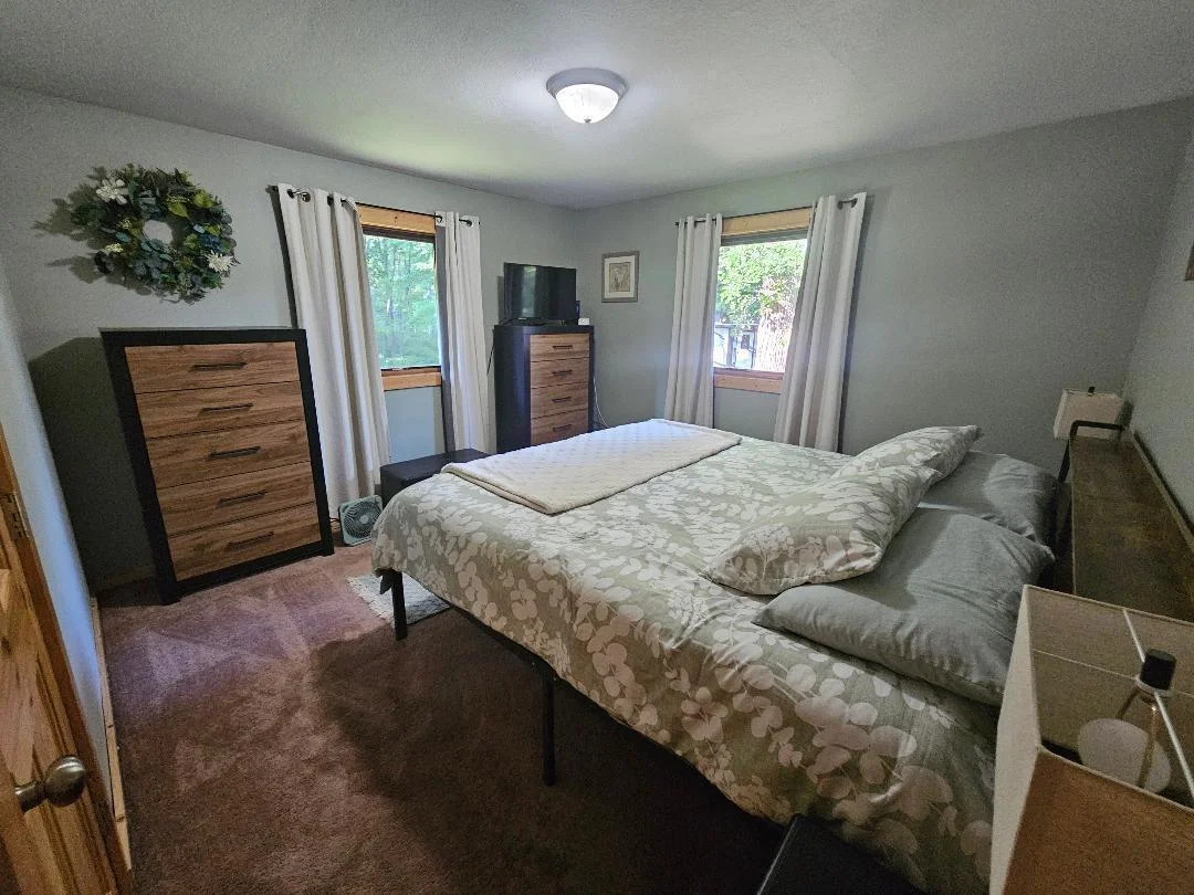 1174-master bedroom.jpg