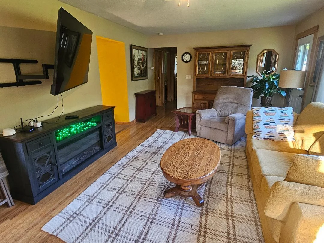 1174-living room2.jpg