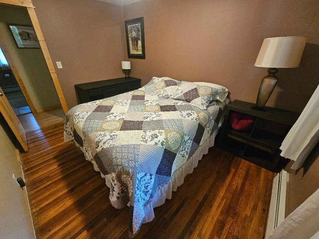 1174-bedroom #2.jpg