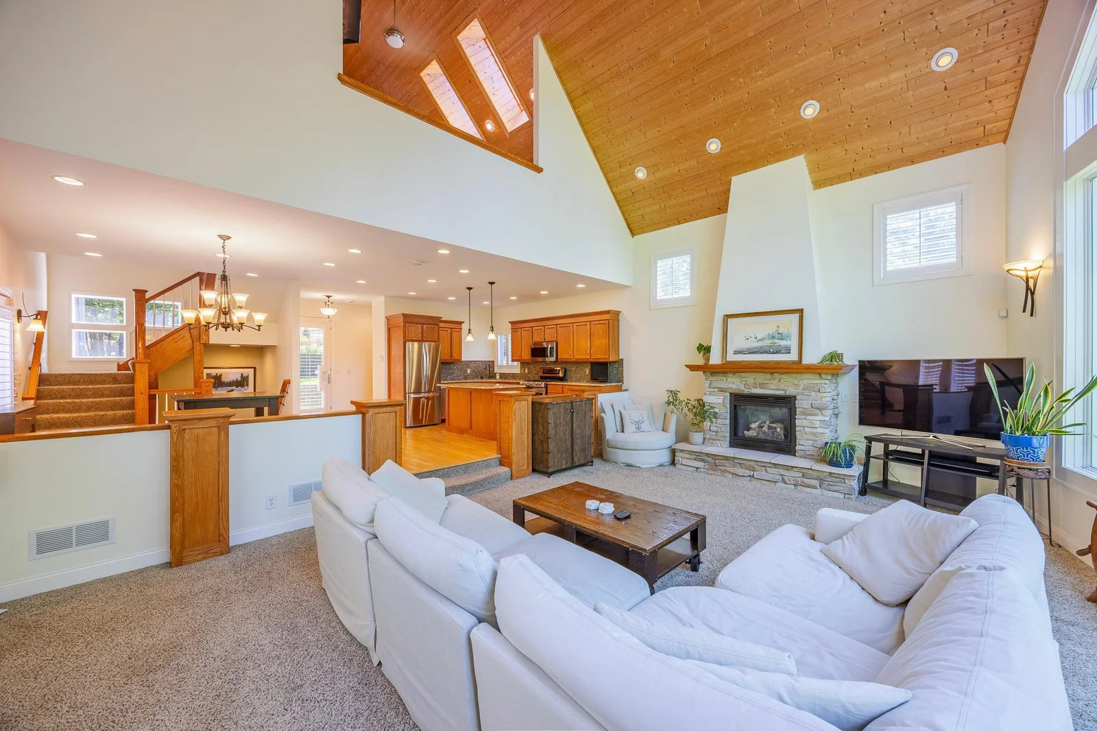 5108greatroom4.jpg