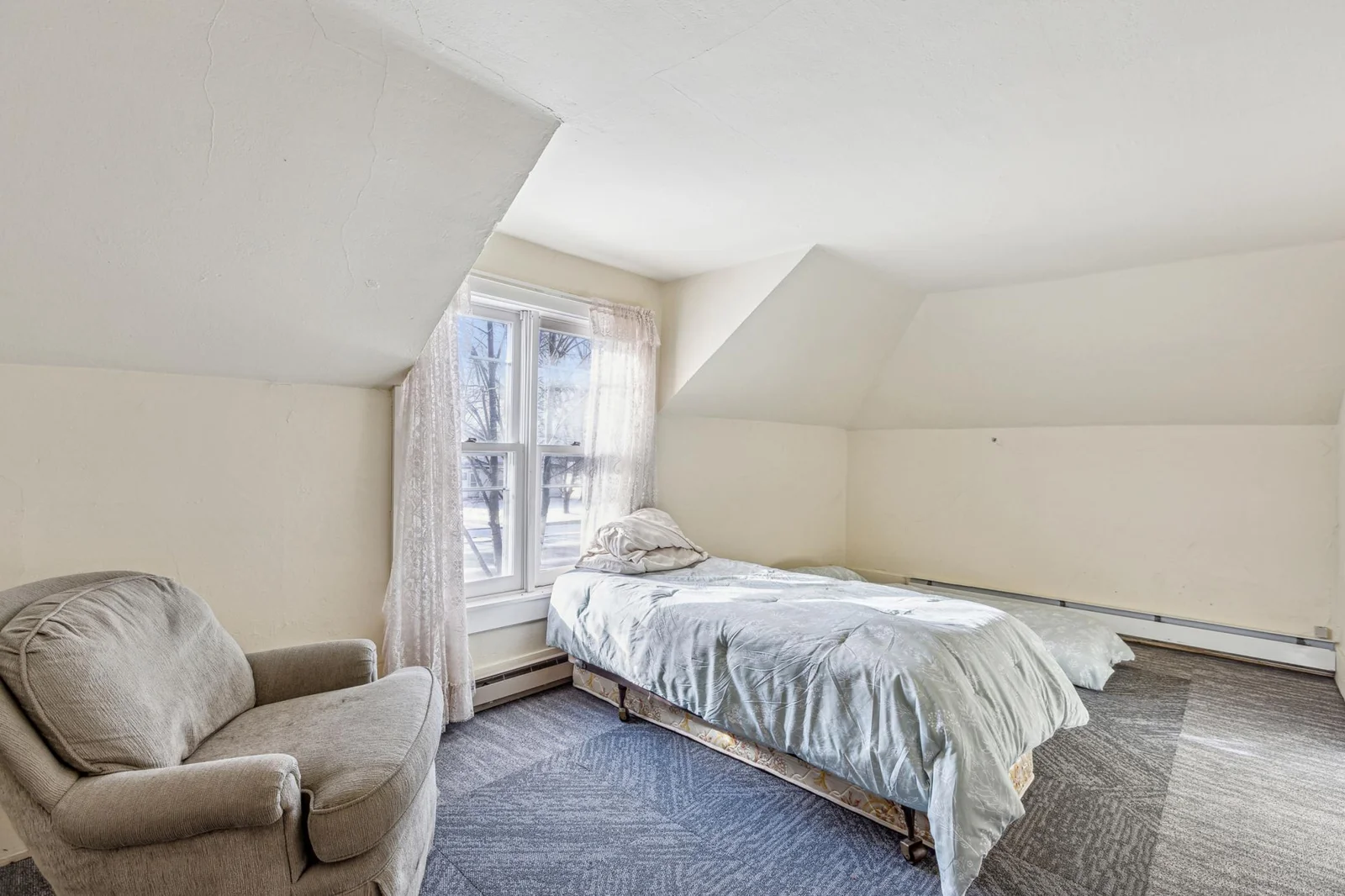 15_14_interior.jpg