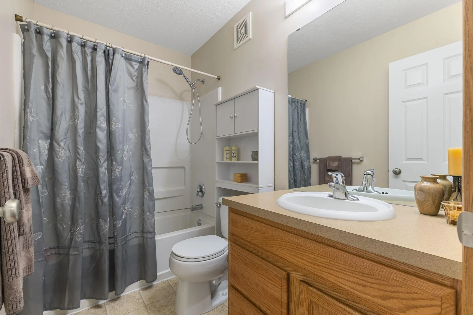 Main Level Full Bath