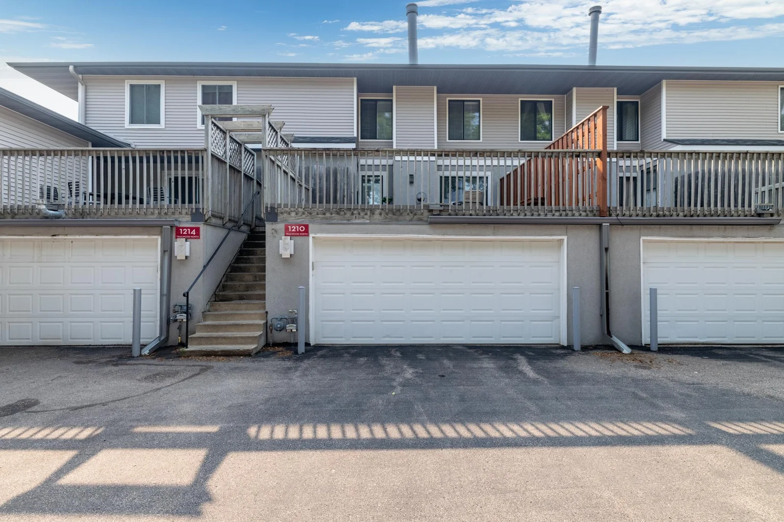 1210 Trailwood, Hopkins
