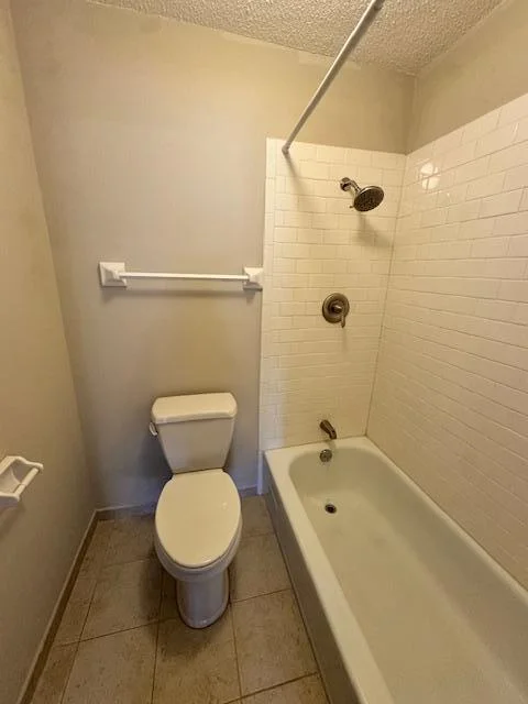 Ensuite Full Bath