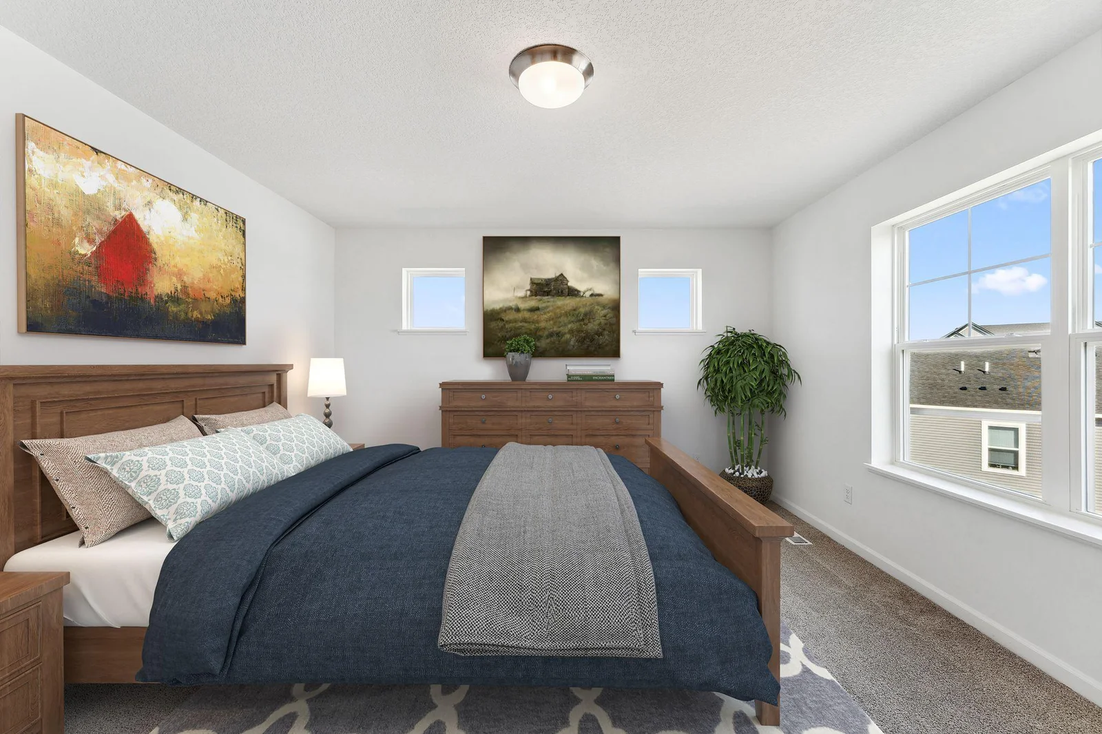 Owner's bedroom - staged photo