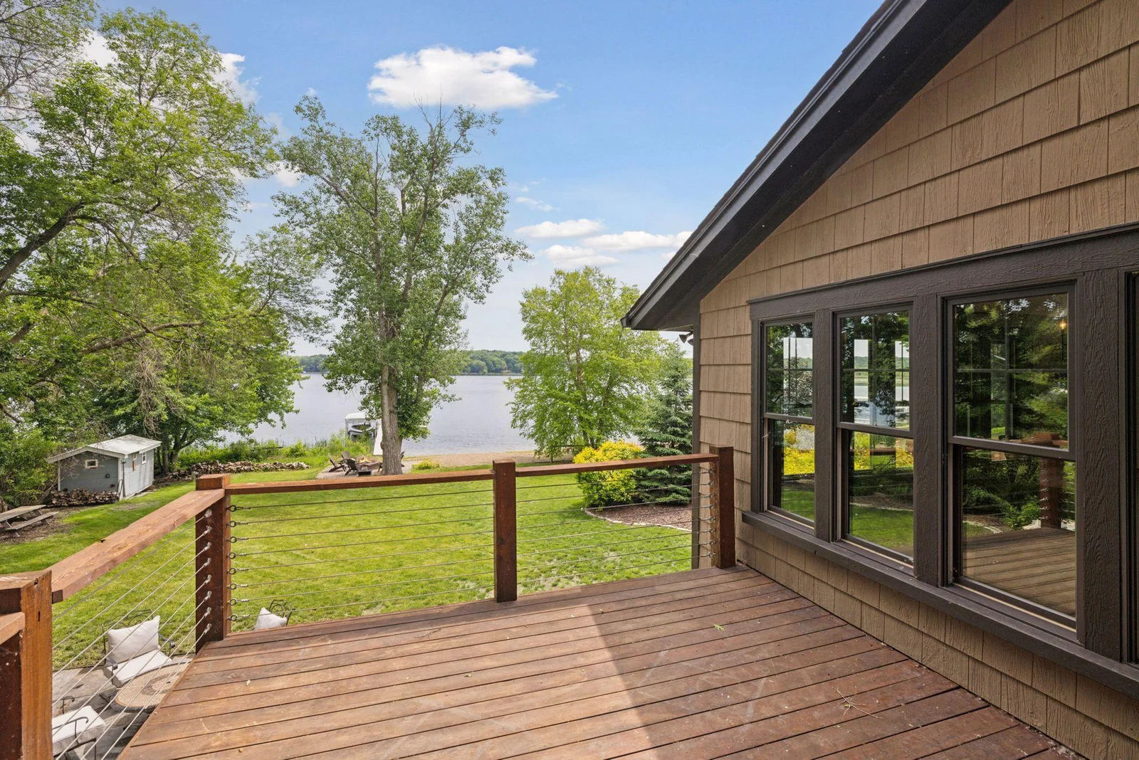 Hello lake views!