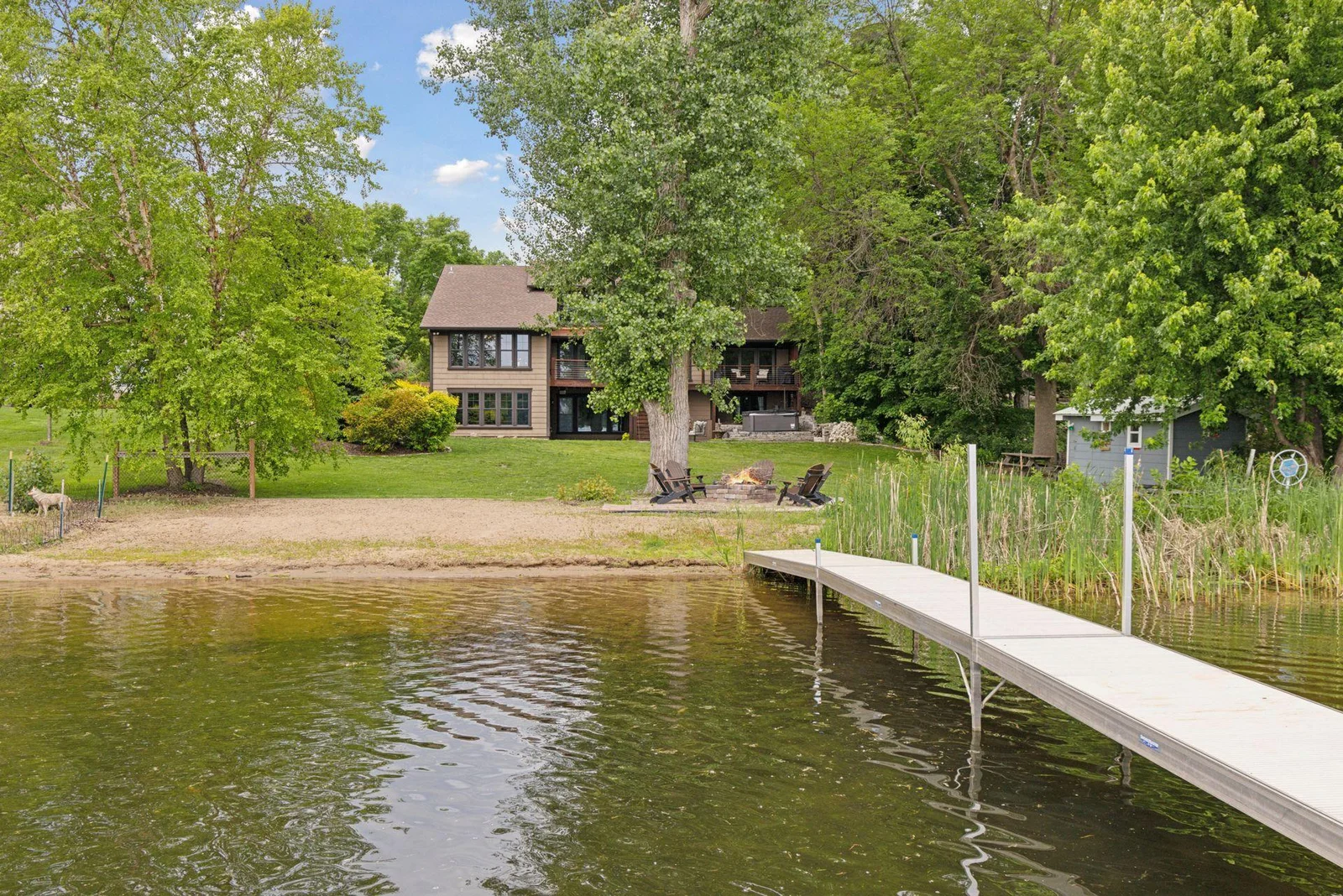 It feels like you are several hours up north at a lake retreat, not 30 minutes from MSP airport and all the lifestyle the Twin Cities have to offer.