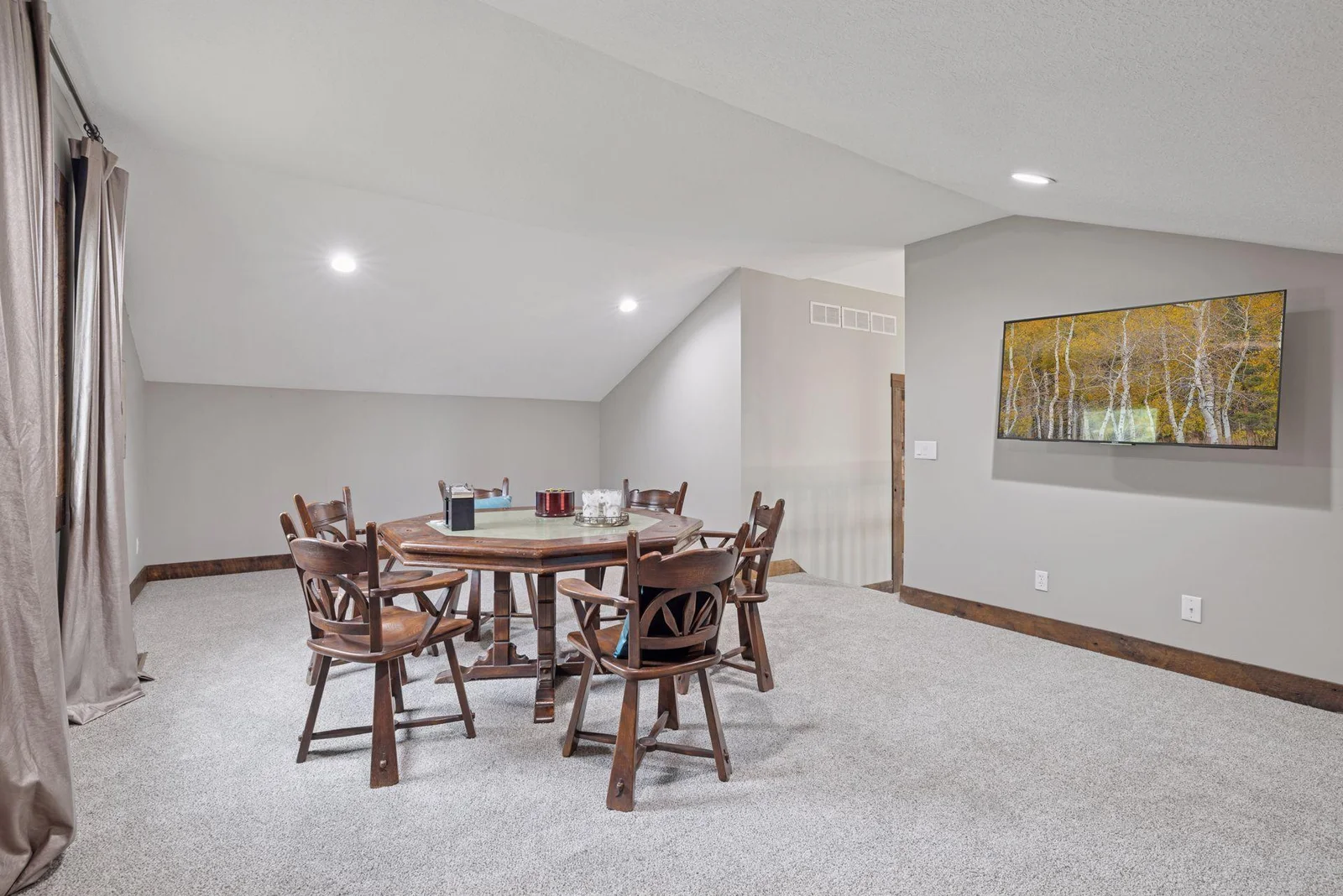 Game room, TV room, play room - bring your ideas for this bonus room to meet your needs.