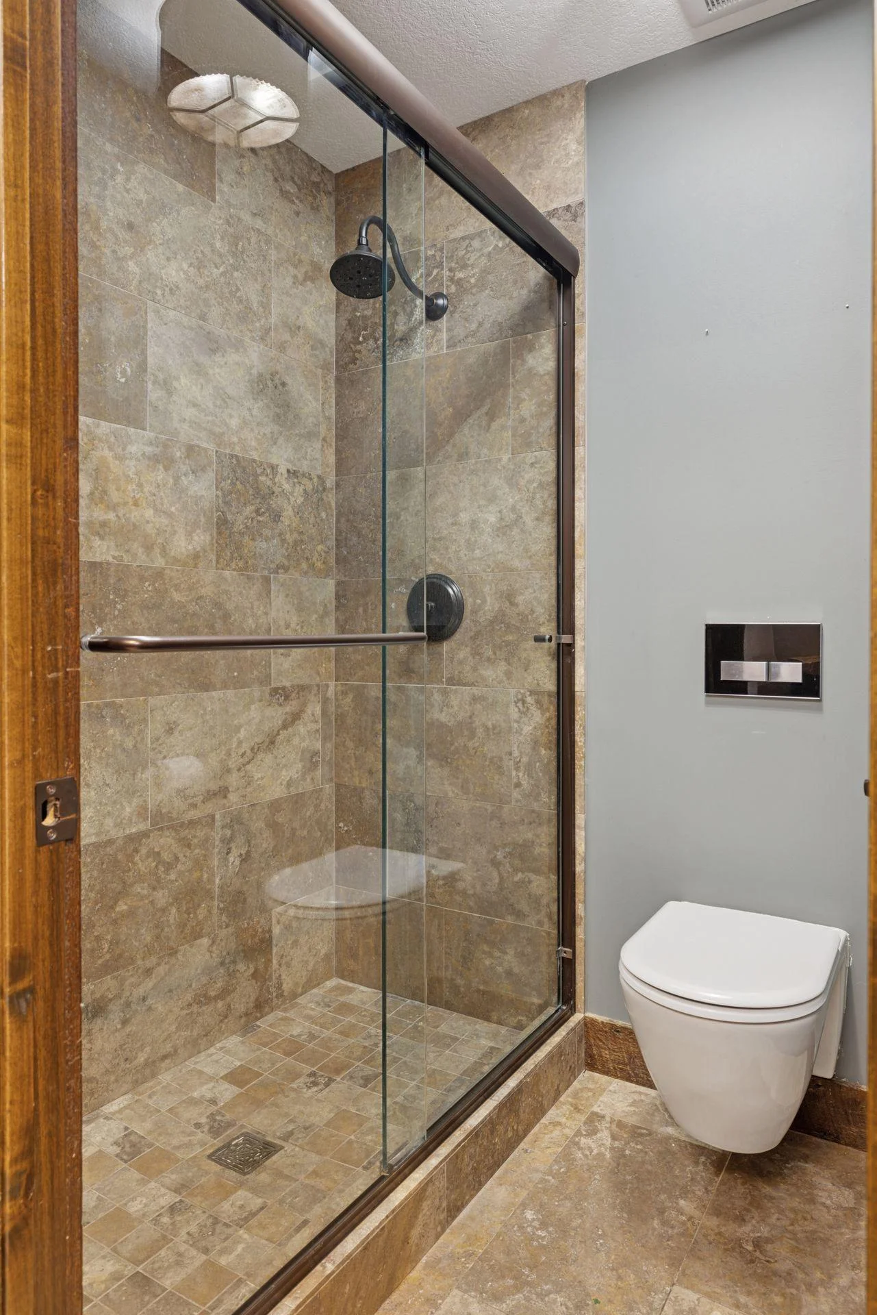 Lower-level lake bathroom - rinse off after being in the lake.