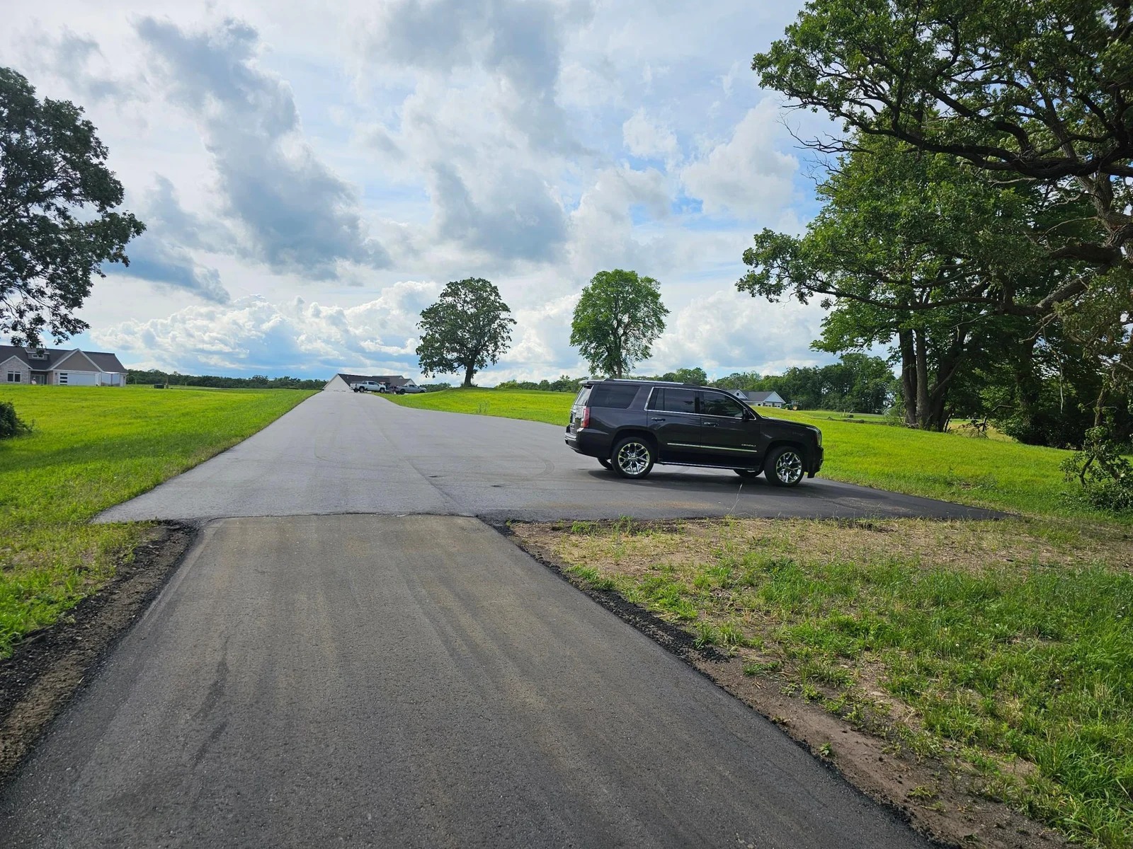 Parking area near bath and boat slips